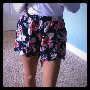 Hollister hibiscus floral print shorts.